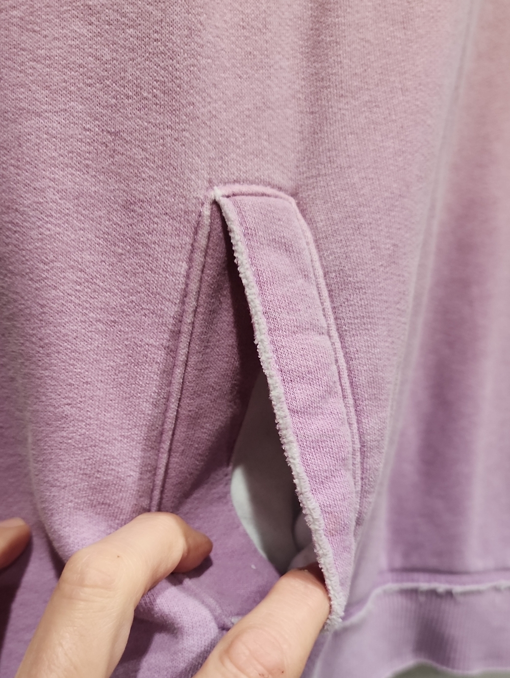 HOLLISTER SWEATSHIRT - Picture 4 of 9